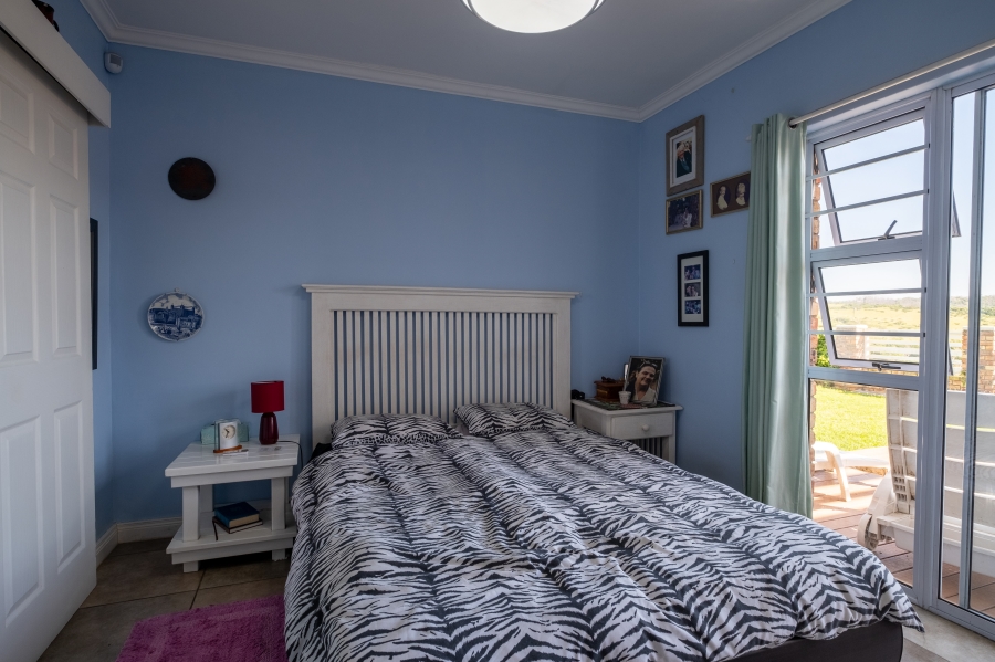 4 Bedroom Property for Sale in Cosy Corner Eastern Cape